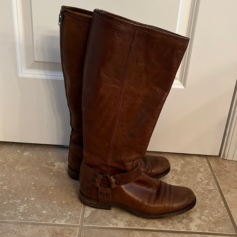 Frye Harness Boots size 9 Cognac